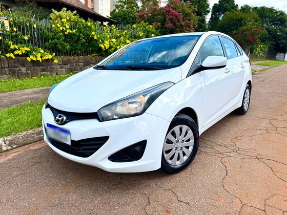 HYUNDAI HB20S 1.6 COMFORT STYLE 16V FLEX 4P MANUAL